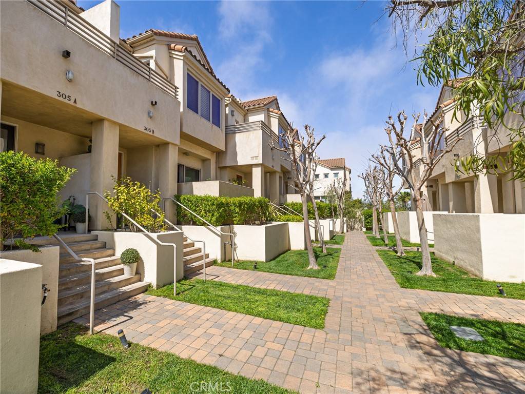305 Kansas ST #B, El Segundo, CA 90245