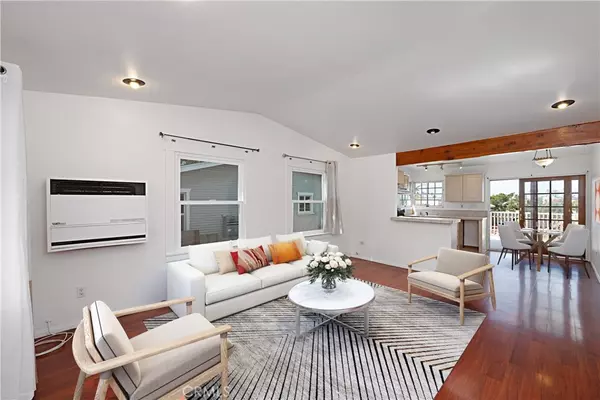 Redondo Beach, CA 90277,521 S Francisca AVE