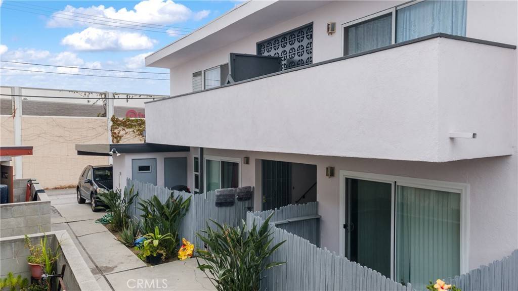 Gardena, CA 90249,2128 W 157th ST