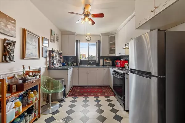 Long Beach, CA 90813,728 Cedar AVE #22