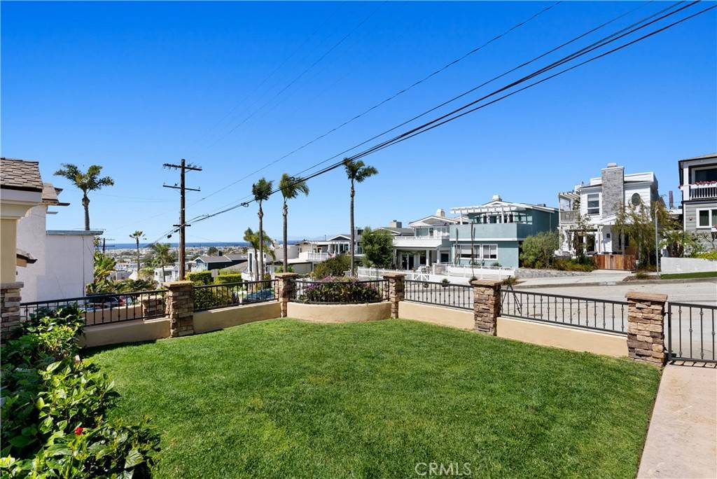 Hermosa Beach, CA 90254,668 Longfellow AVE