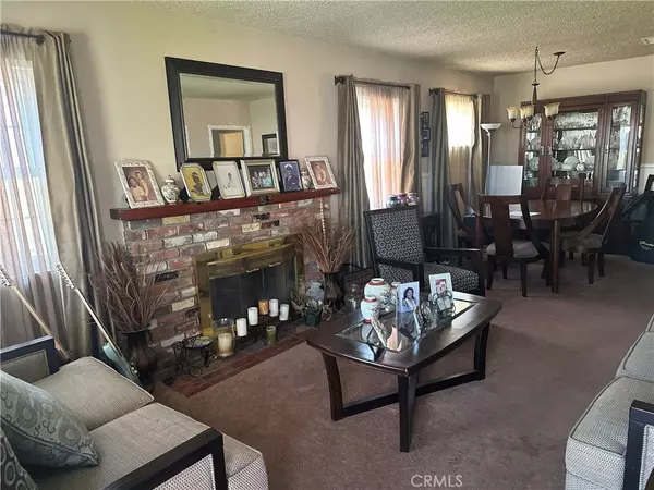 Inglewood, CA 90304,4908 W 109th ST