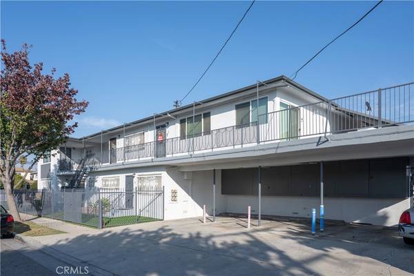 Hawthorne, CA 90250,4736 W 118th ST