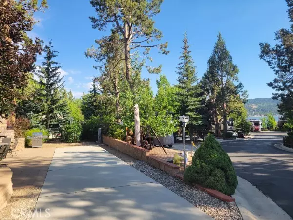40751 North Shore LN, Big Bear, CA 92314