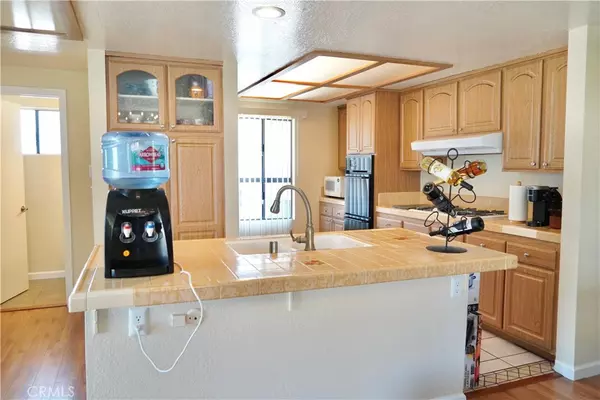 Lomita, CA 90717,26120 Narbonne AVE #M