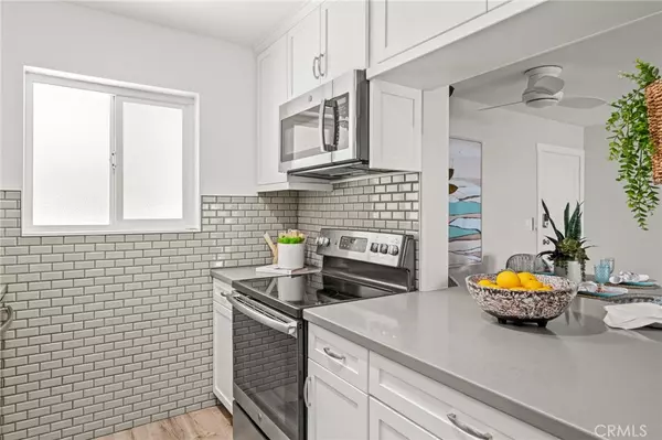 Hermosa Beach, CA 90254,15 15th ST #6