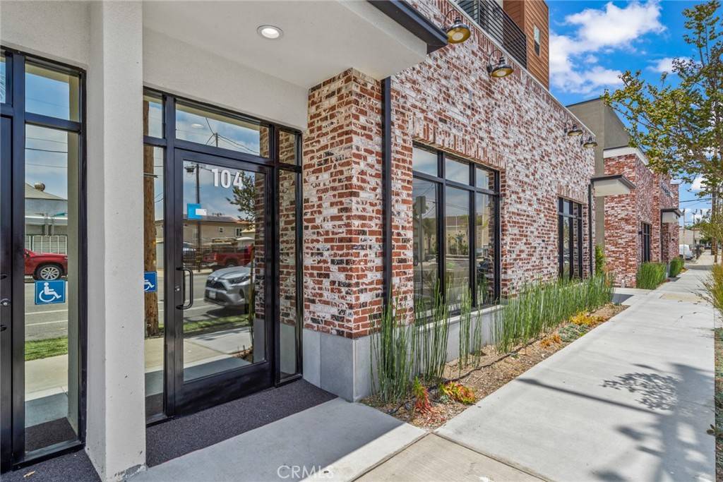 24809 Narbonne AVE #104 & 204, Lomita, CA 90717