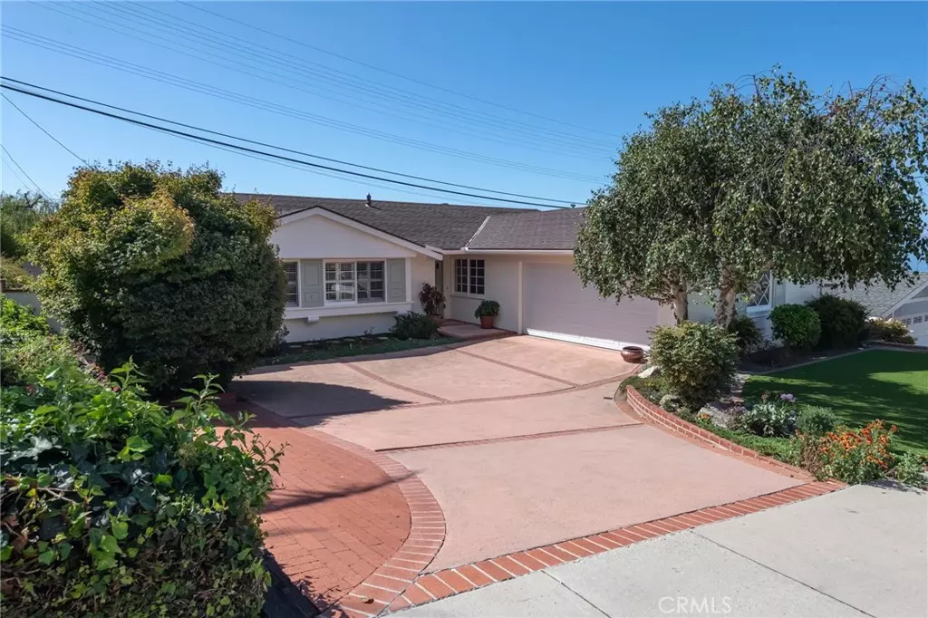 Rancho Palos Verdes, CA 90275,6528 Abbottswood DR