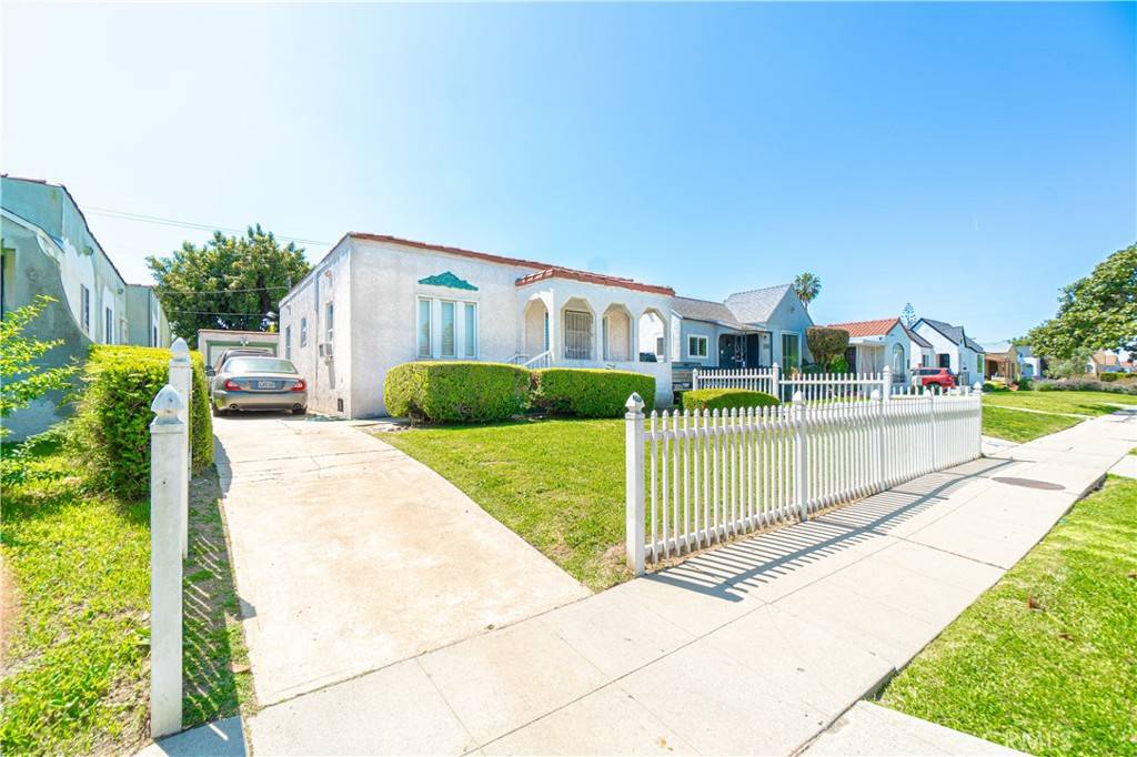 530 W 103rd ST, Los Angeles, CA 90044