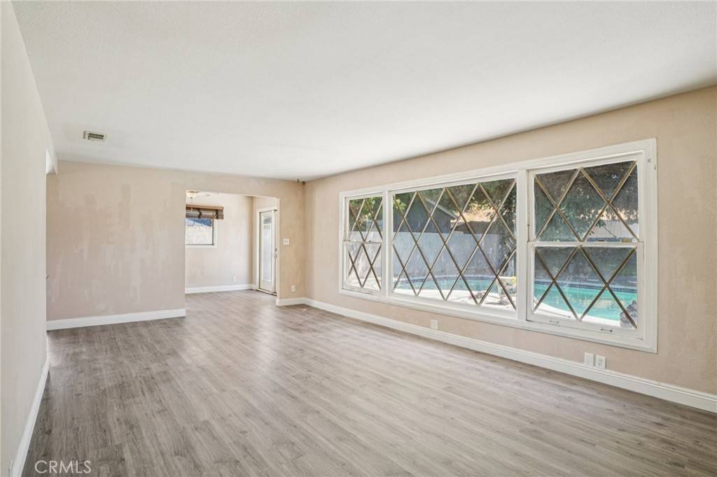 Long Beach, CA 90805,1829 E Jackson ST