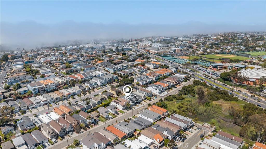 Redondo Beach, CA 90278,1737 Goodman AVE