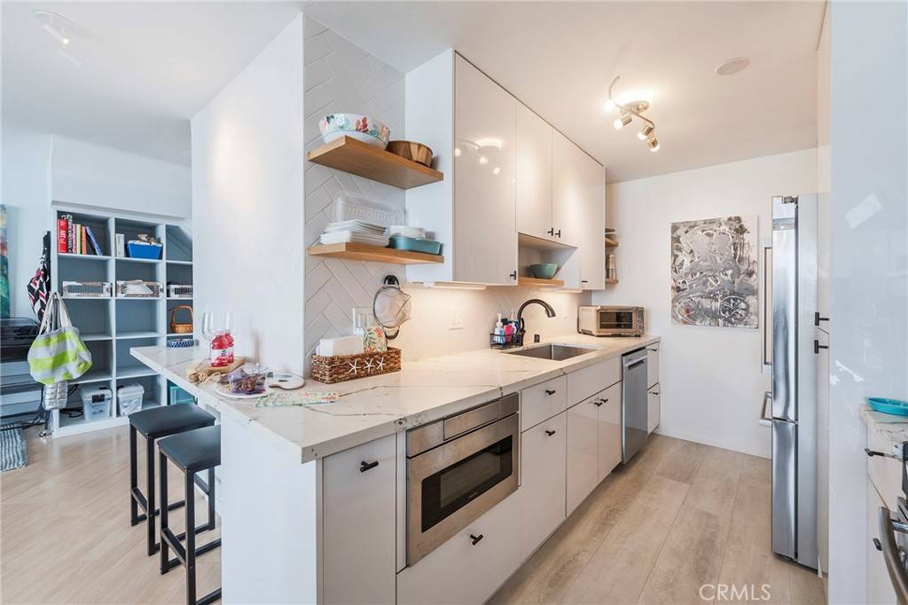 Redondo Beach, CA 90277,531 Esplanade #313