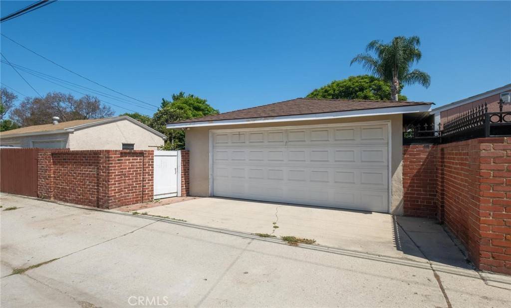 Long Beach, CA 90805,310 E Forhan St