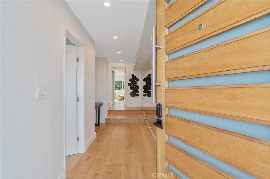 Marina Del Rey, CA 90292,30 Reef ST #3