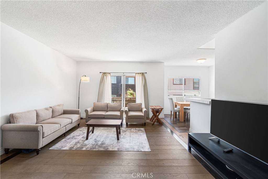5403 Newcastle AVE #69, Encino, CA 91316