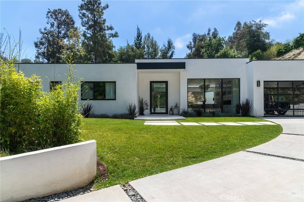 9924 Liebe DR, Beverly Hills, CA 90210