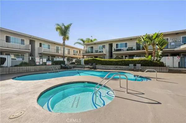 Torrance, CA 90503,3649 Emerald ST #110