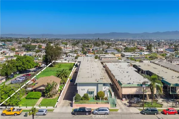 Los Angeles, CA 90047,1455 W 105th ST