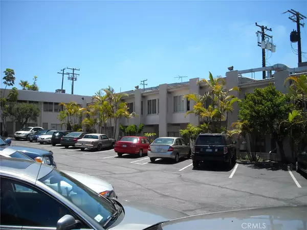 2100 N Sepulveda BLVD #19, Manhattan Beach, CA 90266