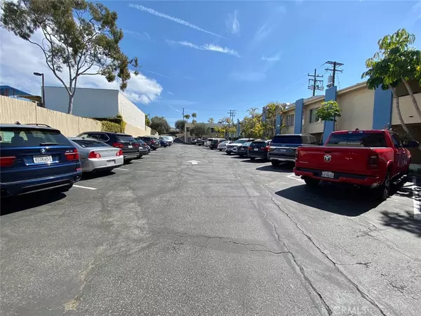 Manhattan Beach, CA 90266,2100 N Sepulveda BLVD #26