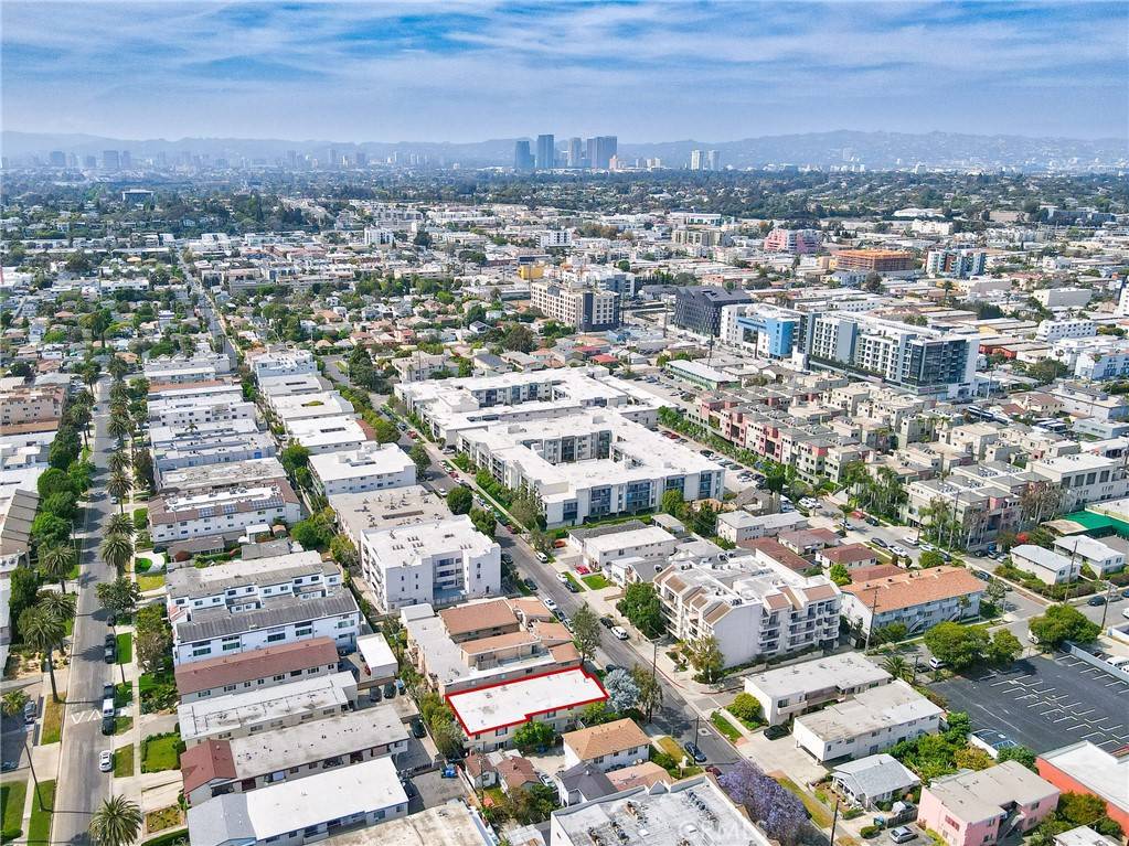 Los Angeles, CA 90034,3729 Glendon AVE