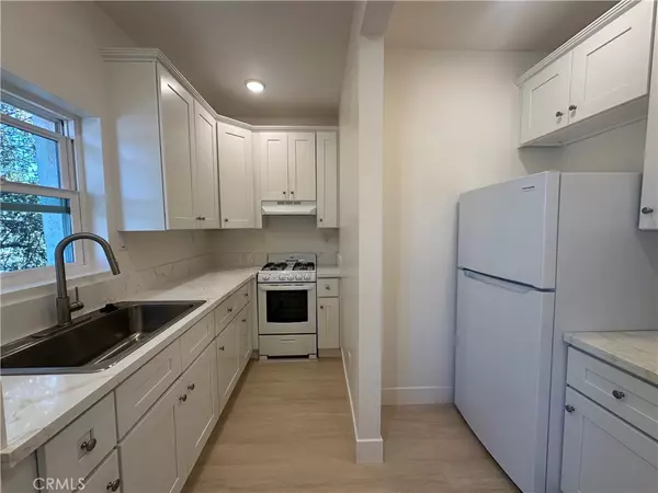 Long Beach, CA 90802,323 W 4th ST #407