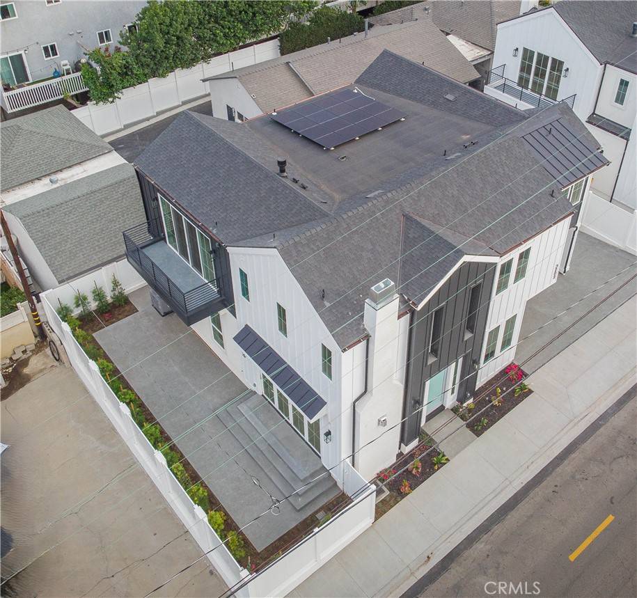 Redondo Beach, CA 90278,3202 Green LN