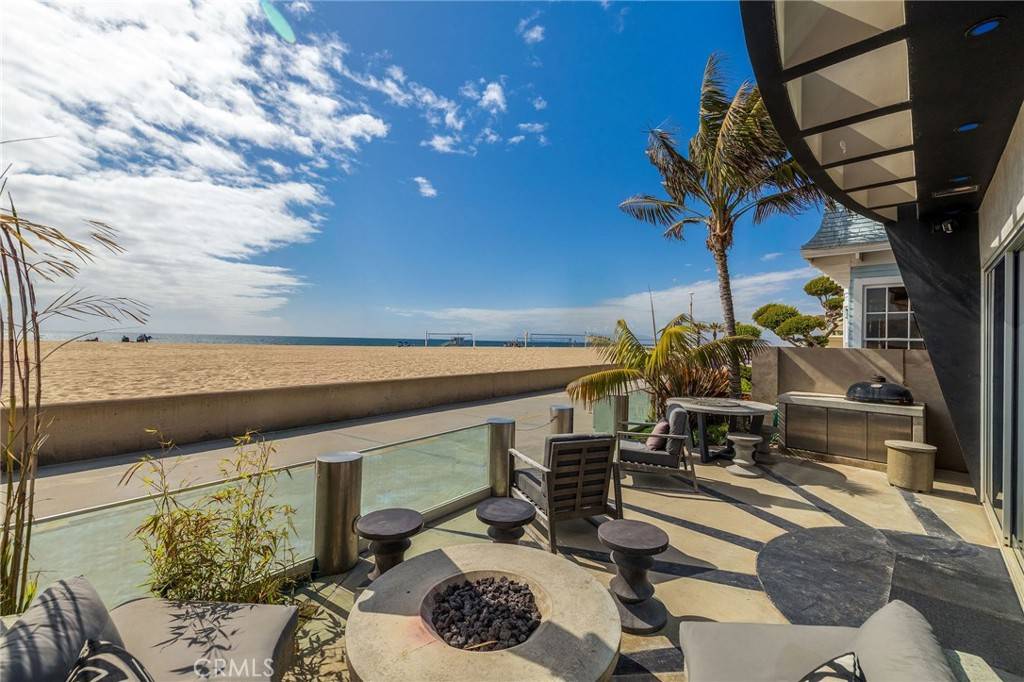 Hermosa Beach, CA 90254,2024 The Strand