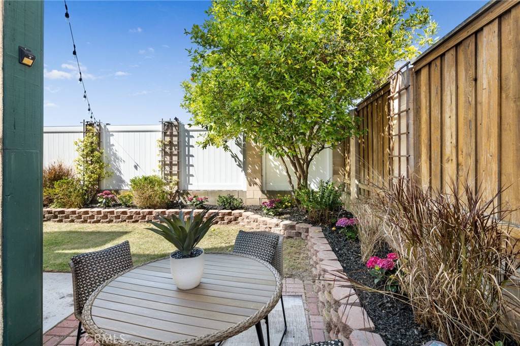 Redondo Beach, CA 90278,2715 Vanderbilt LN #G