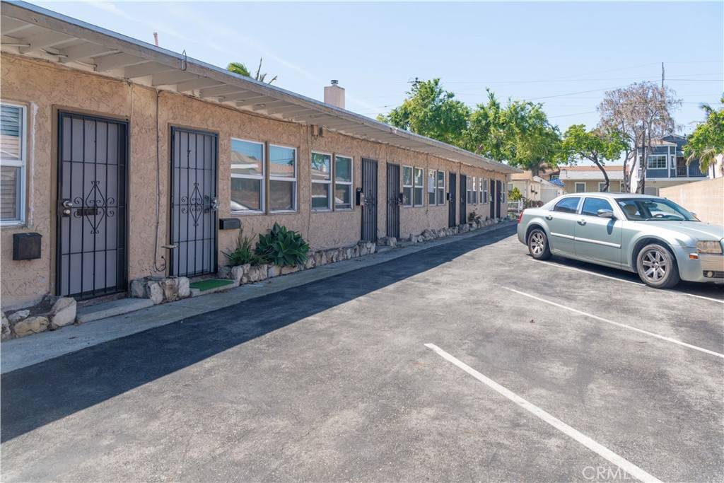 Lawndale, CA 90260,15006 Kingsdale AVE
