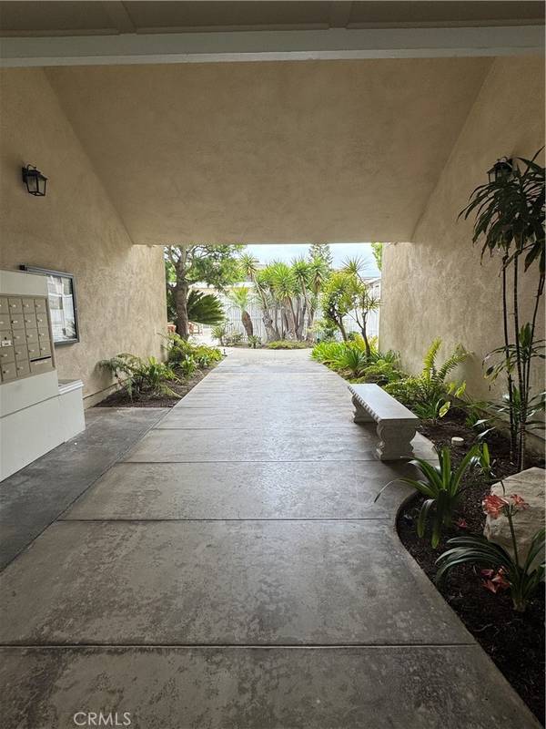 Torrance, CA 90503,3230 Merrill DR #50