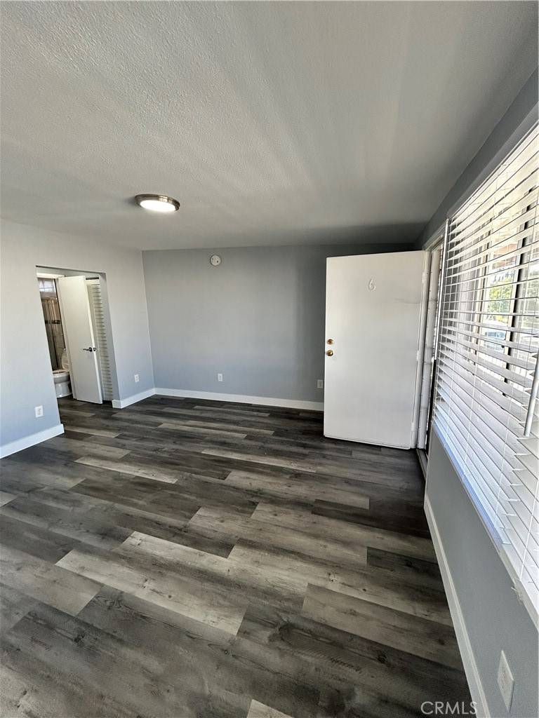 Downey, CA 90241,11440 Old River School RD #6