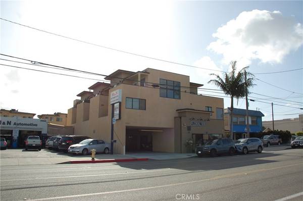 Lomita, CA 90717,25024 Narbonne AVE #1