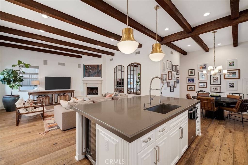 Manhattan Beach, CA 90266,737 35th ST