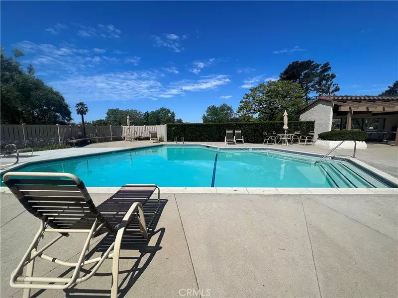 23 Seaview DR N, Rolling Hills Estates, CA 90274