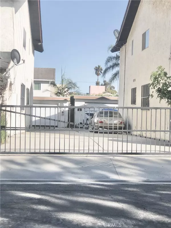 Lomita, CA 90717,25830 Cypress ST