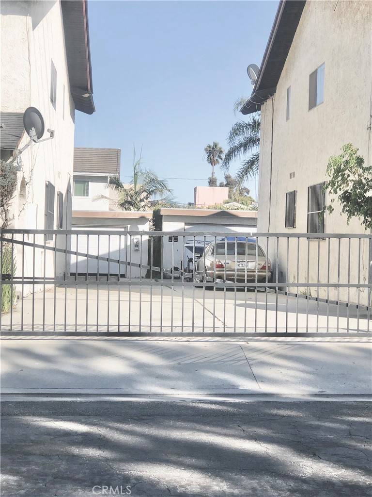 Lomita, CA 90717,25830 Cypress ST