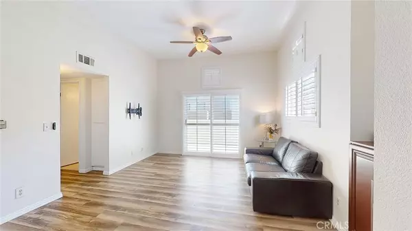 Newhall, CA 91321,24420 Flaxwood LN #204