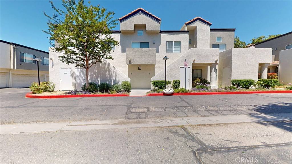 Newhall, CA 91321,24420 Flaxwood LN #204