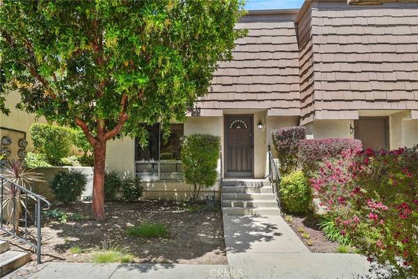 Agoura Hills, CA 91301,27443 Country Glen RD