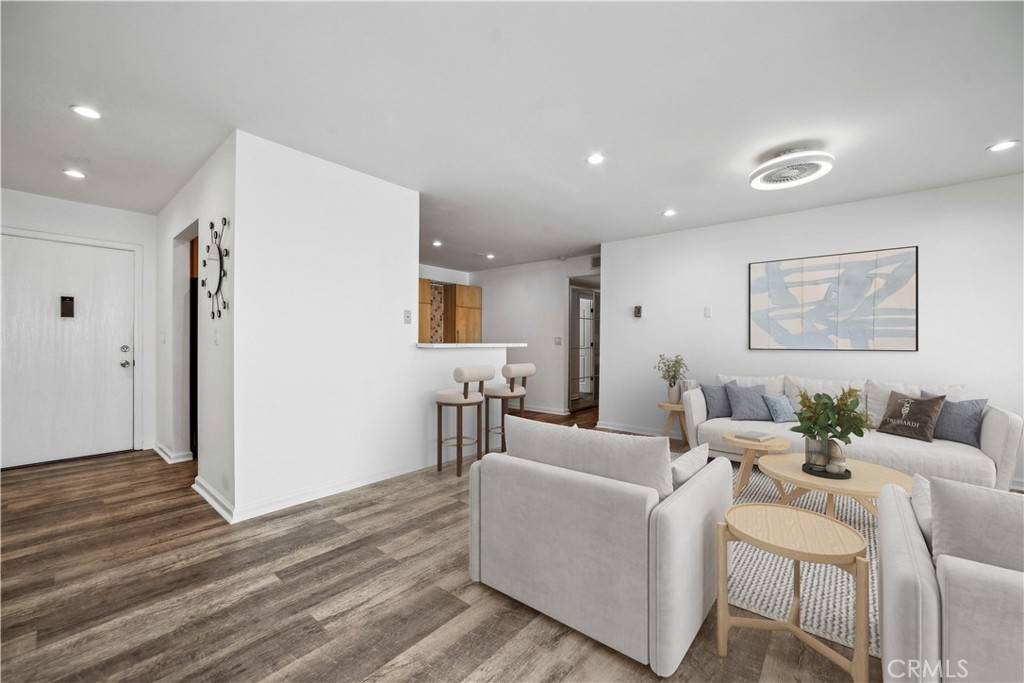 Hermosa Beach, CA 90254,2411 Prospect AVE #125