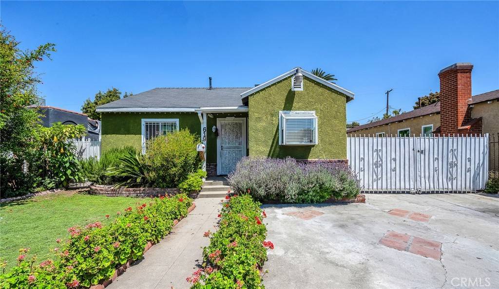 619 W Arbutus ST, Compton, CA 90220