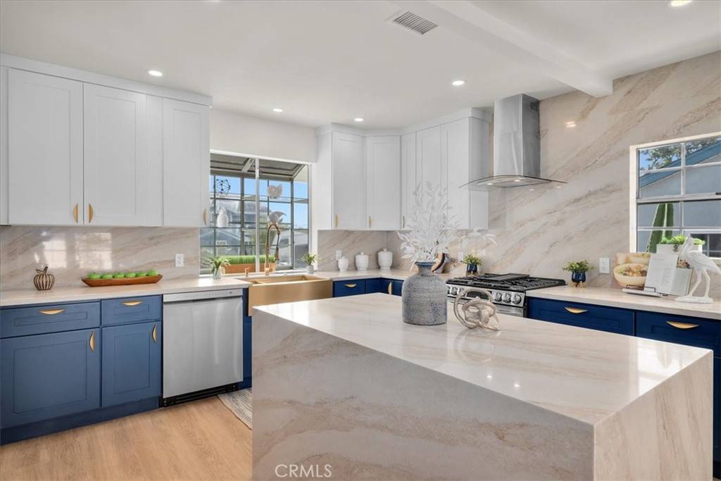 Torrance, CA 90503,1103 Eriel AVE