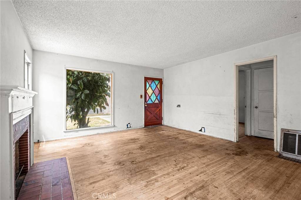 Long Beach, CA 90806,3260 Oregon AVE