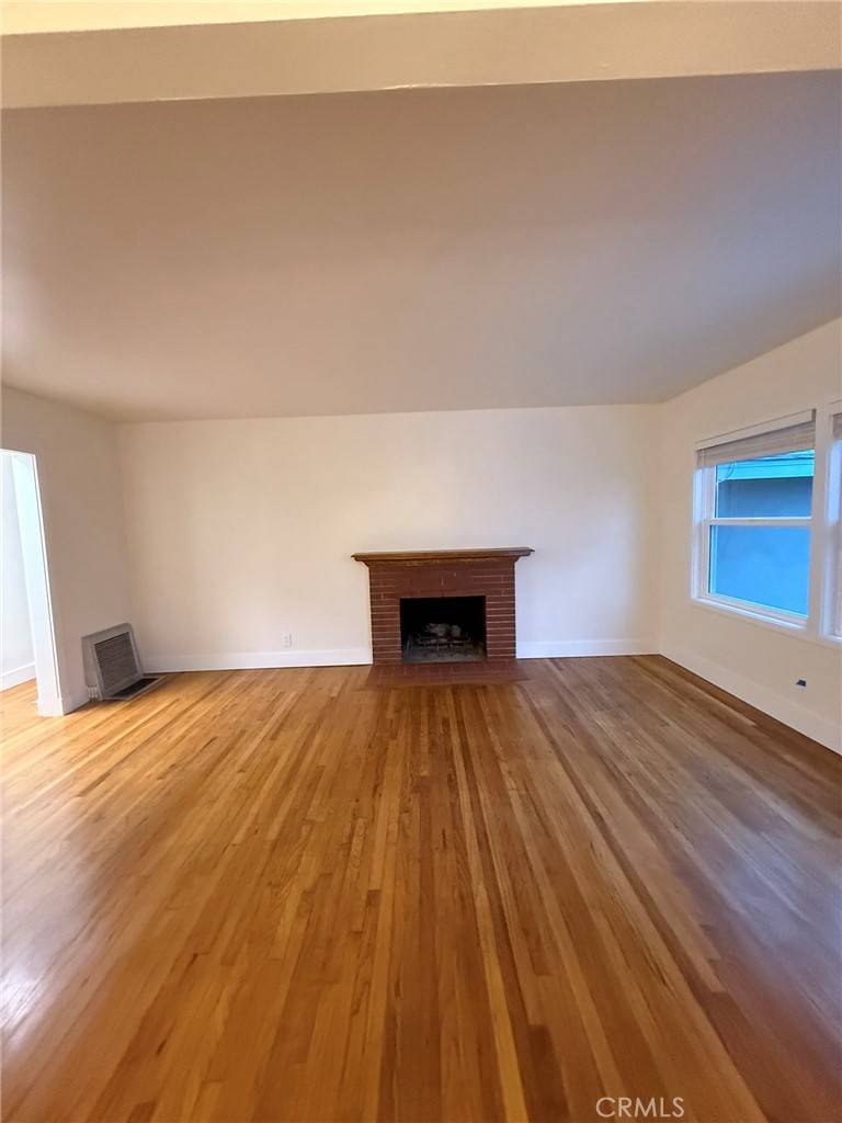 Manhattan Beach, CA 90266,1645 21st ST