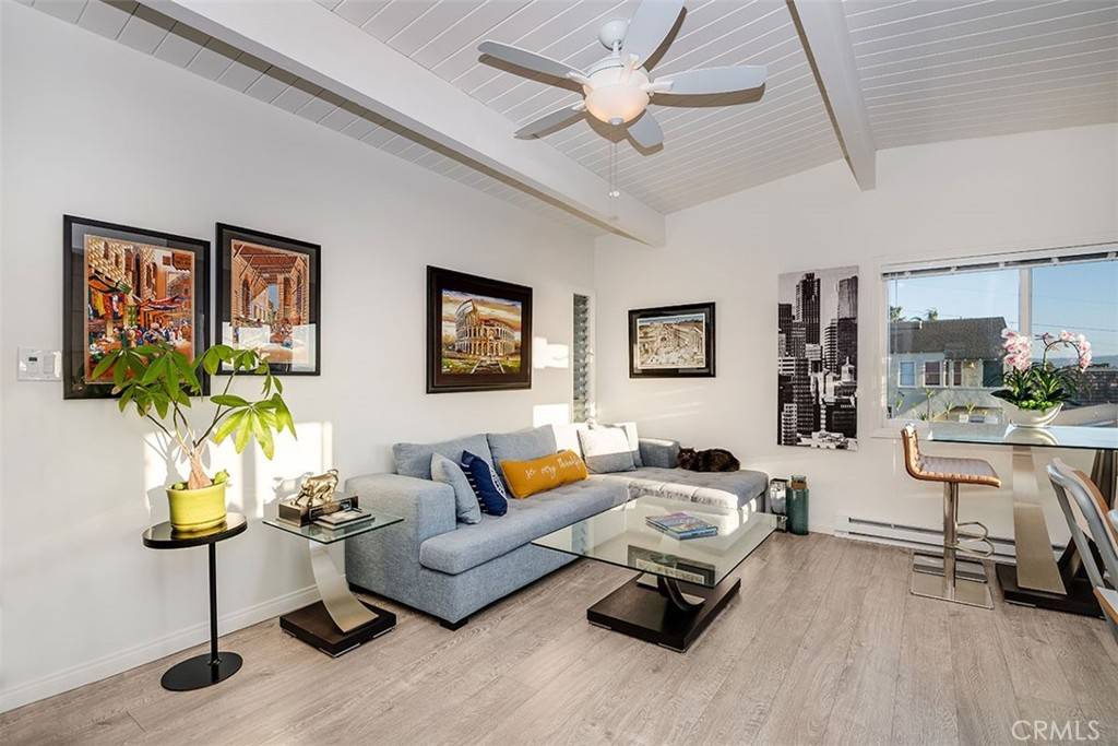 Hermosa Beach, CA 90254,231 Longfellow AVE