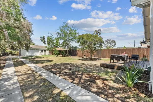 Torrance, CA 90504,3163 W 170th ST