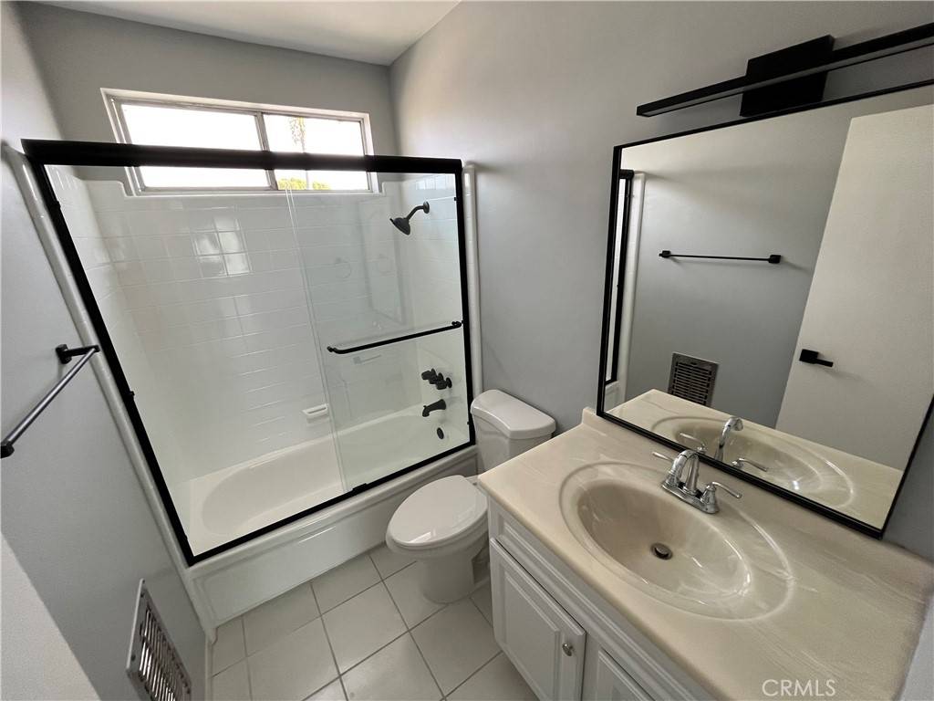 Los Angeles, CA 90035,6108 Alcott ST #3