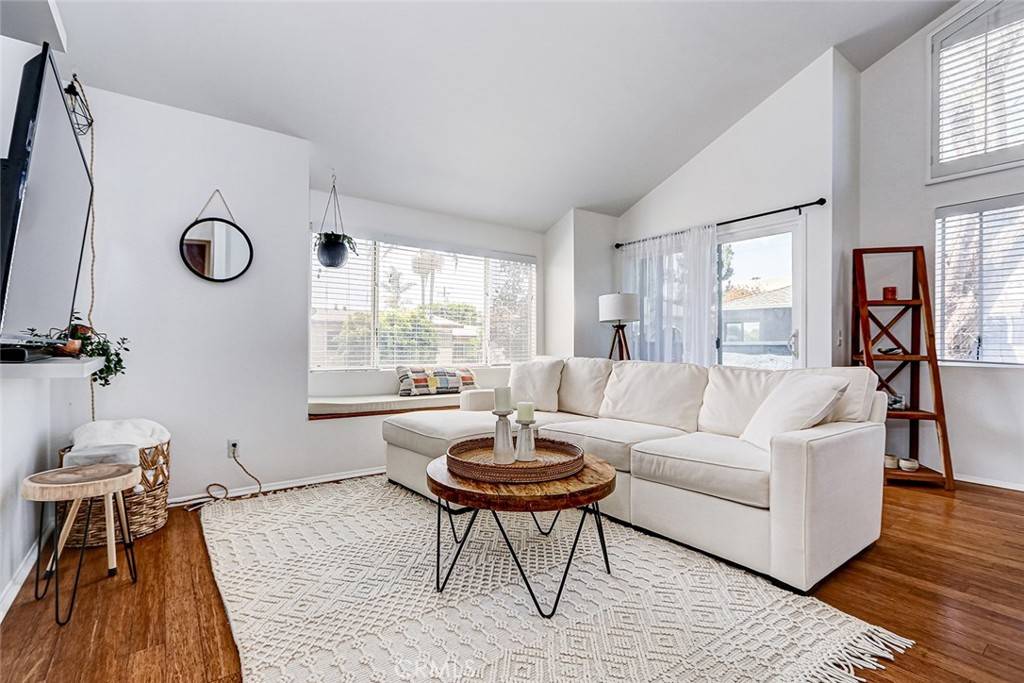 Inglewood, CA 90302,888 W Beach AVE #1