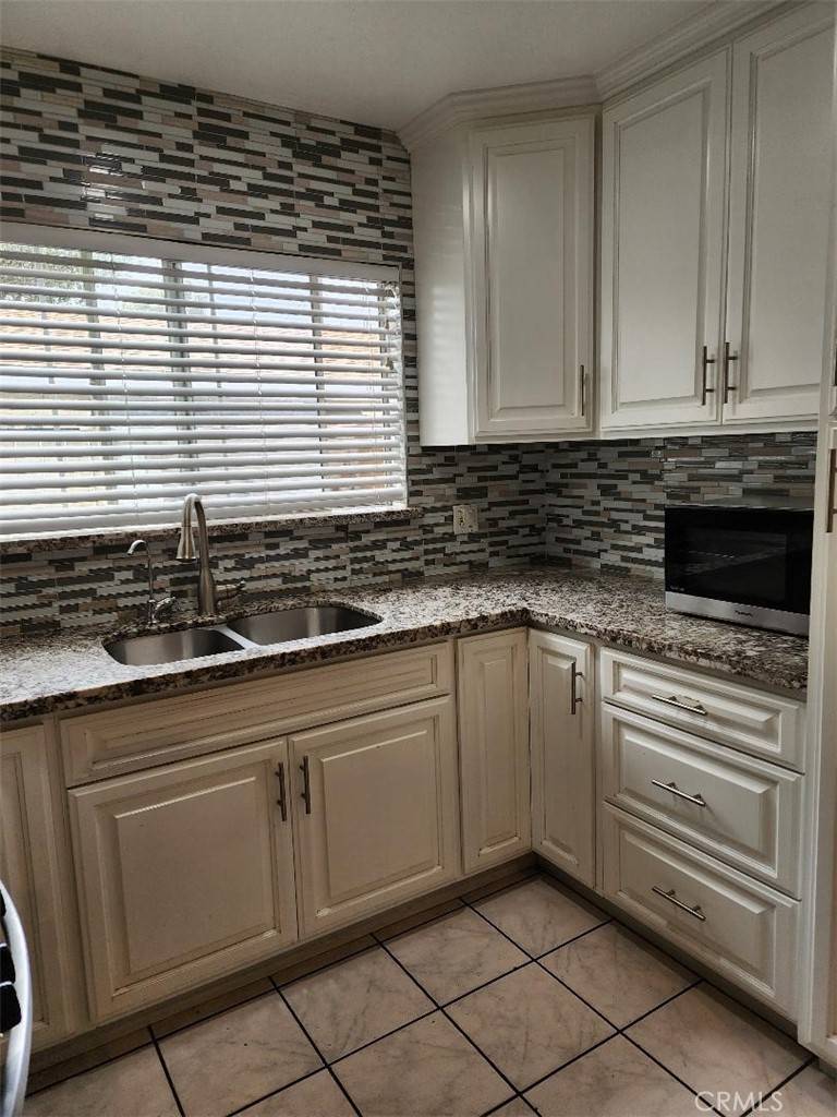 Inglewood, CA 90301,1009 Walnut ST